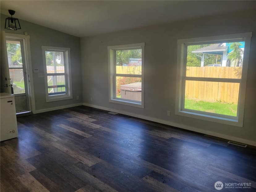 Property photo for 32118 T Place, Ocean Park photo 6