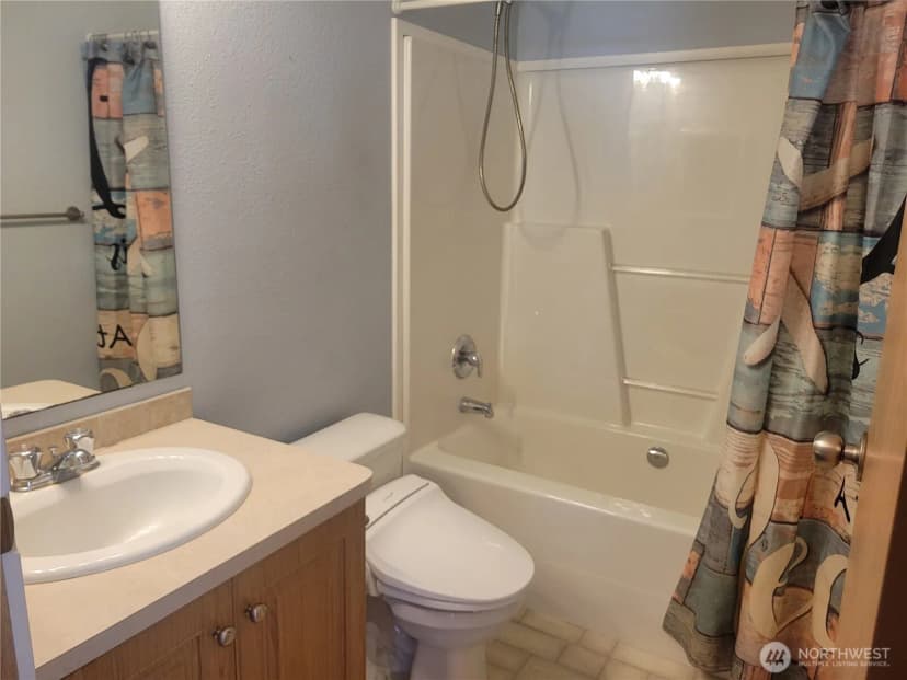 Property photo for 32118 T Place, Ocean Park photo 10