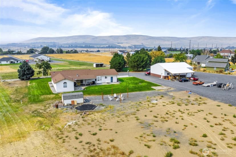 Property photo for 12687 Dodson Road Nw, Ephrata photo 3