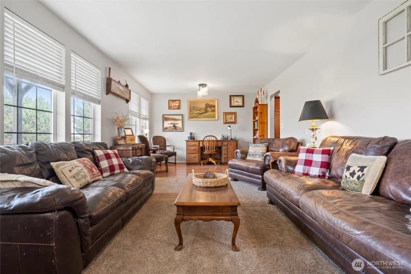 Property photo for 12687 Dodson Road Nw, Ephrata photo 7