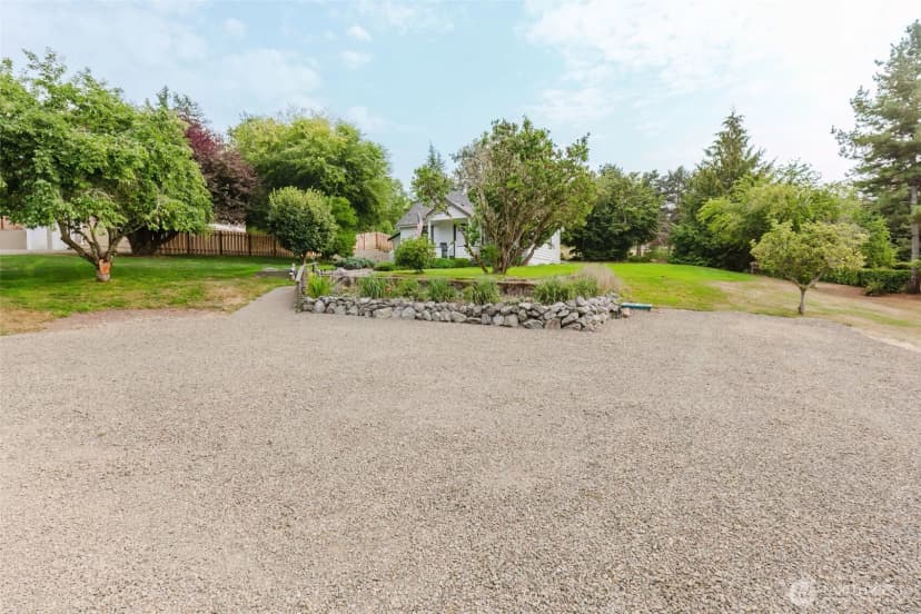Property photo for 4898 E Collins Road, Port Orchard photo 35