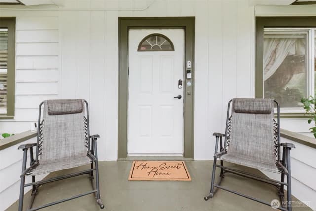 Property photo for 4898 E Collins Road, Port Orchard photo 5