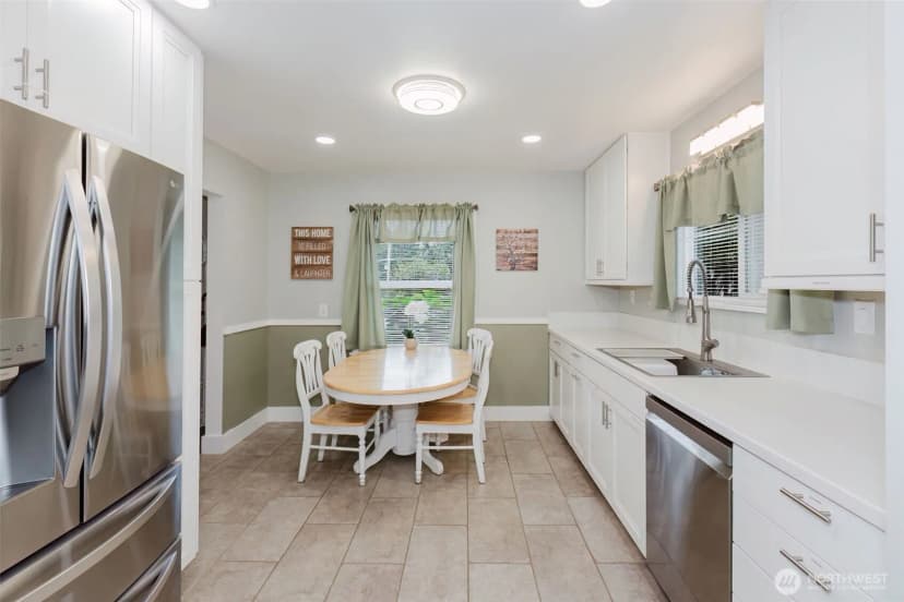 Property photo for 4898 E Collins Road, Port Orchard photo 14
