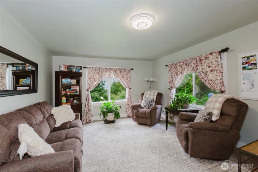 Property photo for 4898 E Collins Road, Port Orchard photo 7