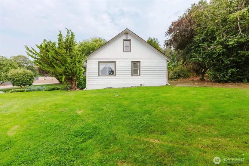 Property photo for 4898 E Collins Road, Port Orchard photo 27