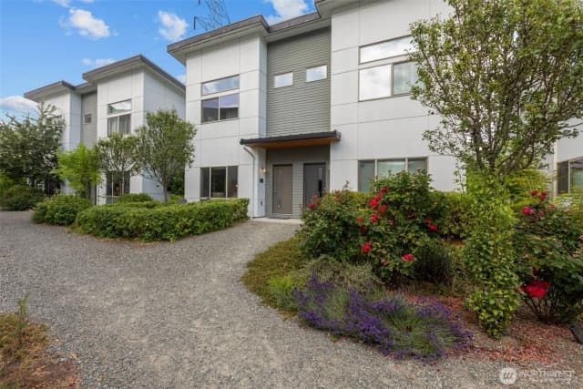 Property photo for 4264 S Greenbelt Station Drive, Seattle