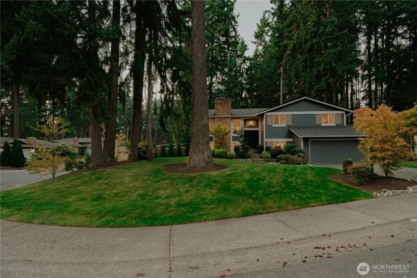 Property photo for 16704 Ne 102nd Place, Redmond photo 32