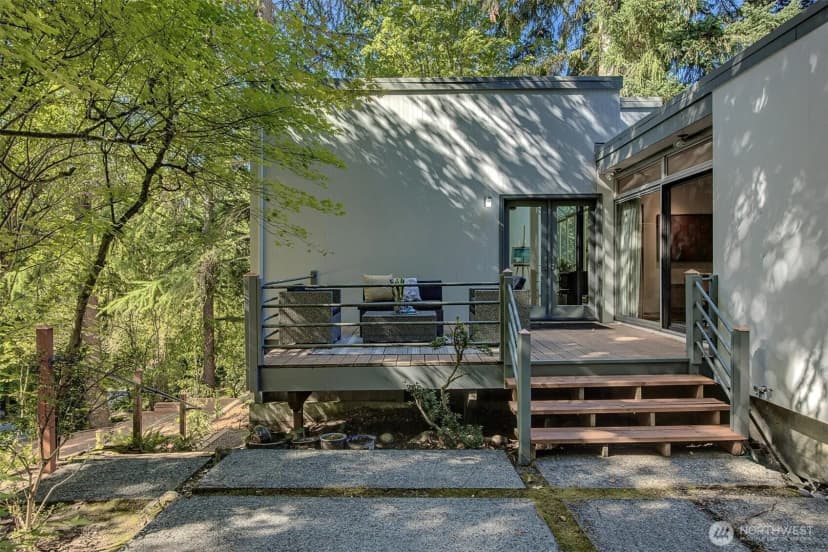 Property photo for 4230 W Mercer Way, Mercer Island photo 28