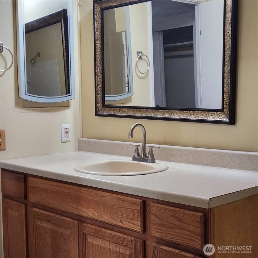 Property photo for 28719 28th Place S, Federal Way photo 12
