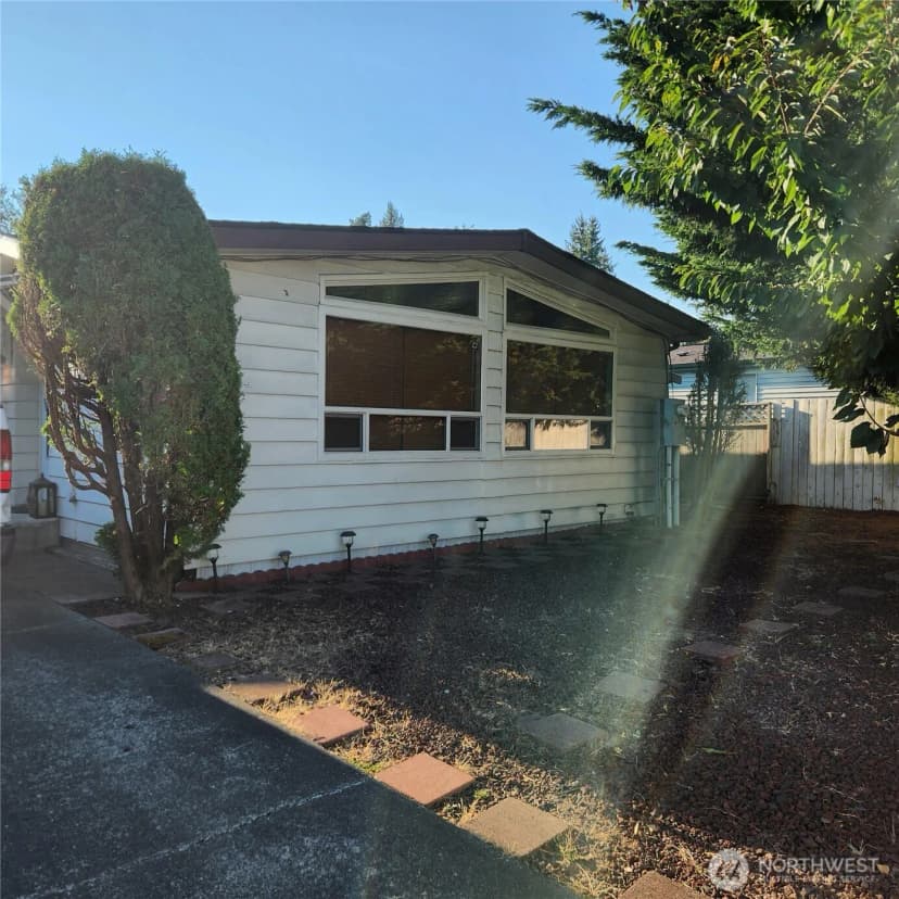 Property photo for 28719 28th Place S, Federal Way photo 2