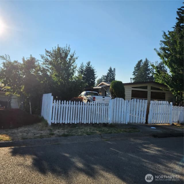 Property photo for 28719 28th Place S, Federal Way