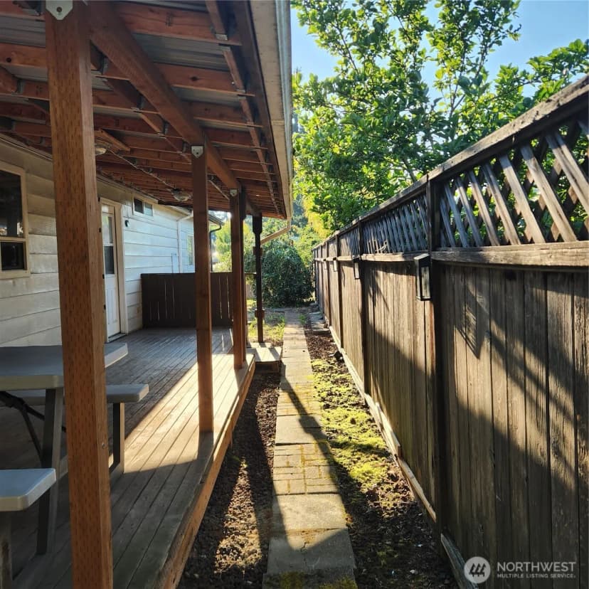 Property photo for 28719 28th Place S, Federal Way photo 31