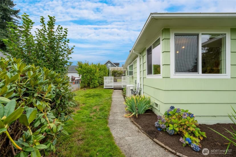 Property photo for 1010 Park Drive, Everett photo 36