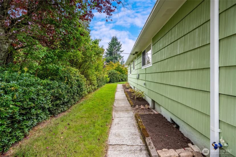 Property photo for 1010 Park Drive, Everett photo 34