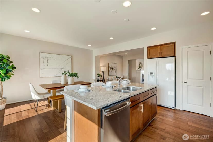 Property photo for 3011 35th Street, Everett photo 10