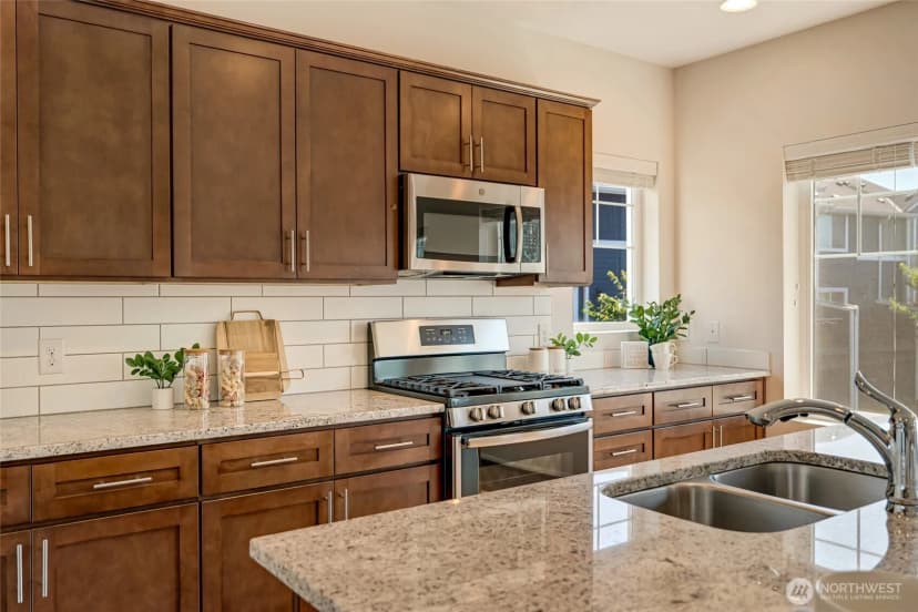 Property photo for 3011 35th Street, Everett photo 8