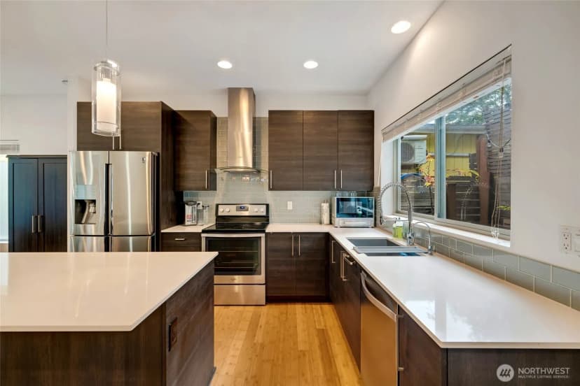 Property photo for 319 21st Avenue, Seattle photo 13