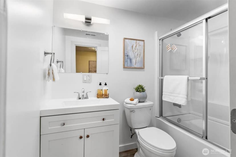 Property photo for 1332 Sw 114th Street, Seattle photo 15
