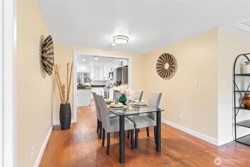 Property photo for 1332 Sw 114th Street, Seattle photo 7