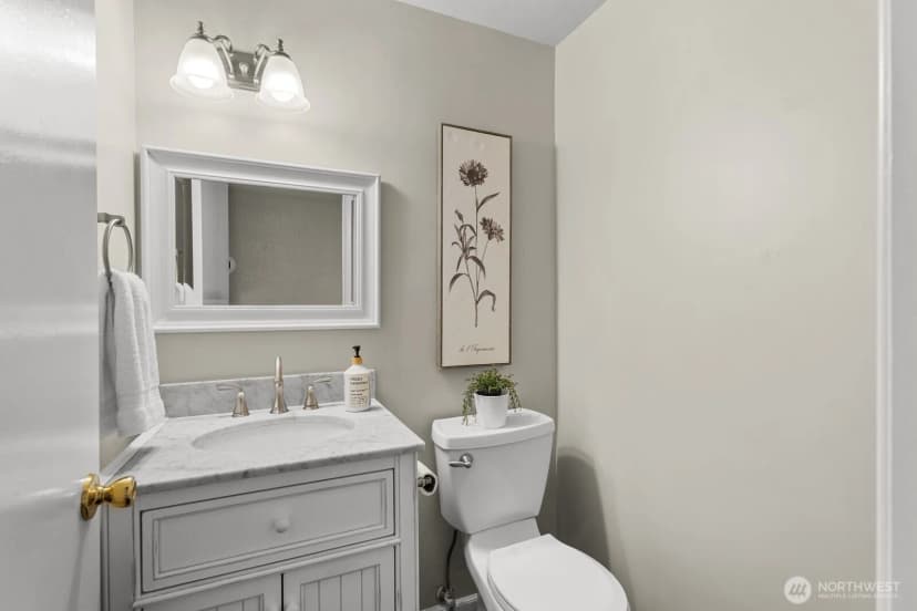 Property photo for 16556 189th Avenue Ne, Woodinville photo 12