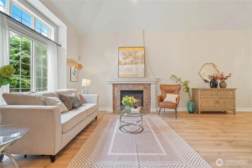 Property photo for 2615 E Beaver Lake Drive Se, Sammamish photo 9