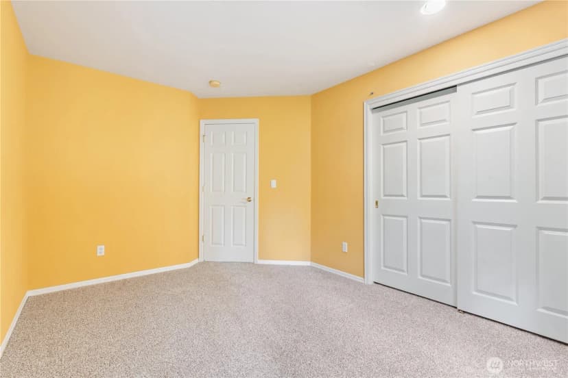Property photo for 2615 E Beaver Lake Drive Se, Sammamish photo 30