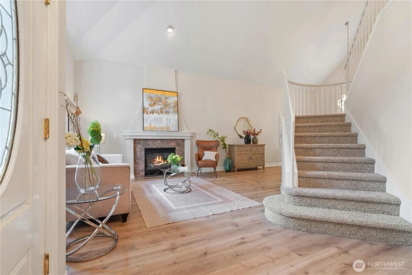 Property photo for 2615 E Beaver Lake Drive Se, Sammamish photo 8