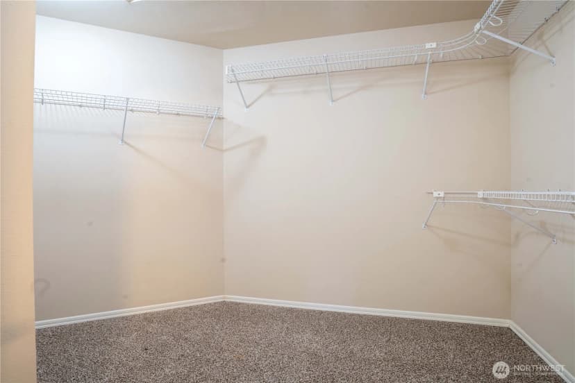Property photo for 2615 E Beaver Lake Drive Se, Sammamish photo 22