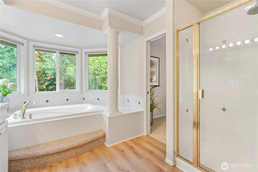 Property photo for 2615 E Beaver Lake Drive Se, Sammamish photo 21