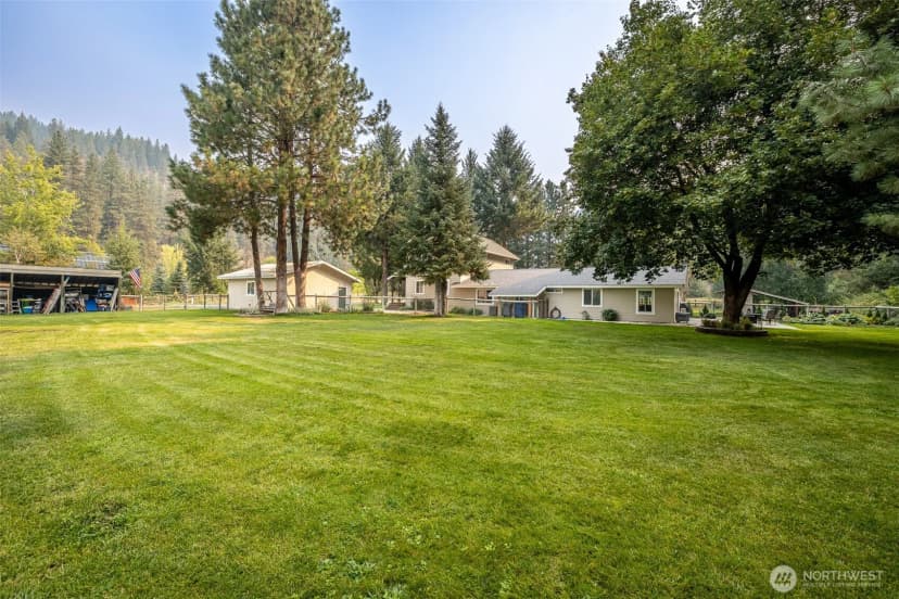Property photo for 124 Cross Creek, Leavenworth photo 31