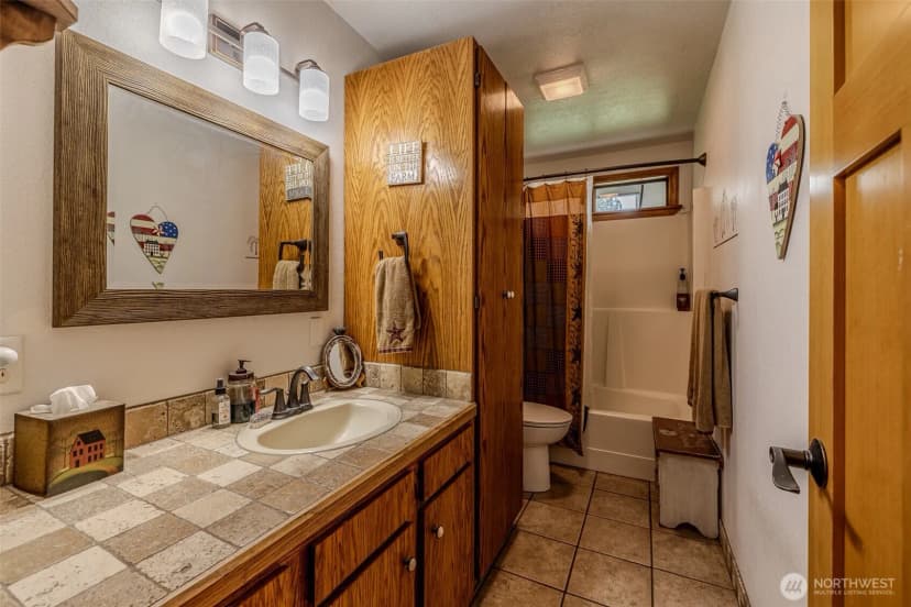 Property photo for 124 Cross Creek, Leavenworth photo 19