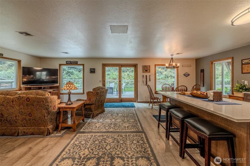 Property photo for 124 Cross Creek, Leavenworth photo 10