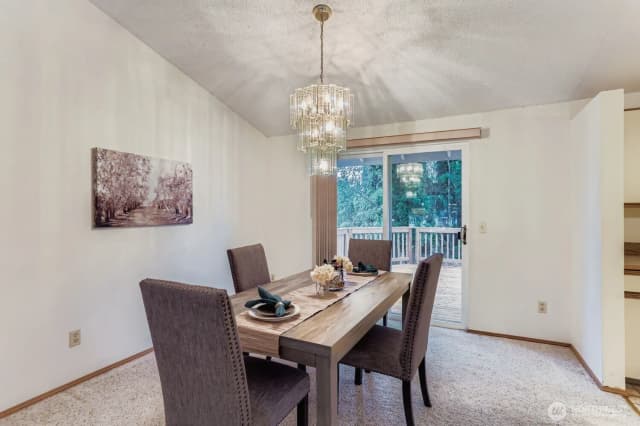 Property photo for 13018 Ne 134th Place, Kirkland photo 4