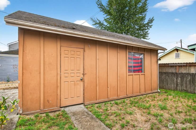 Property photo for 704 S 5th Avenue, Kelso photo 28