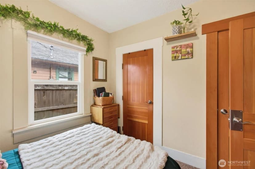 Property photo for 704 S 5th Avenue, Kelso photo 11