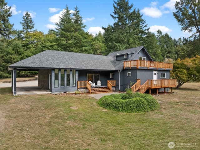 Property photo for 6602 Whitmore Drive Nw, Gig Harbor photo 2