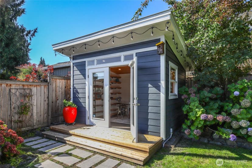 Property photo for 3421 Belvidere Avenue Sw, Seattle photo 28