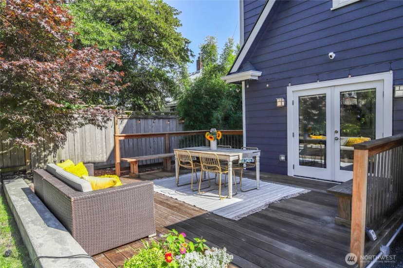 Property photo for 3421 Belvidere Avenue Sw, Seattle photo 30