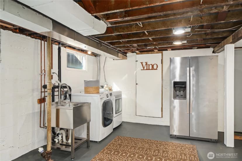 Property photo for 3421 Belvidere Avenue Sw, Seattle photo 25