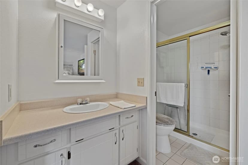 Property photo for 318 N 18th Place, Mount Vernon photo 21