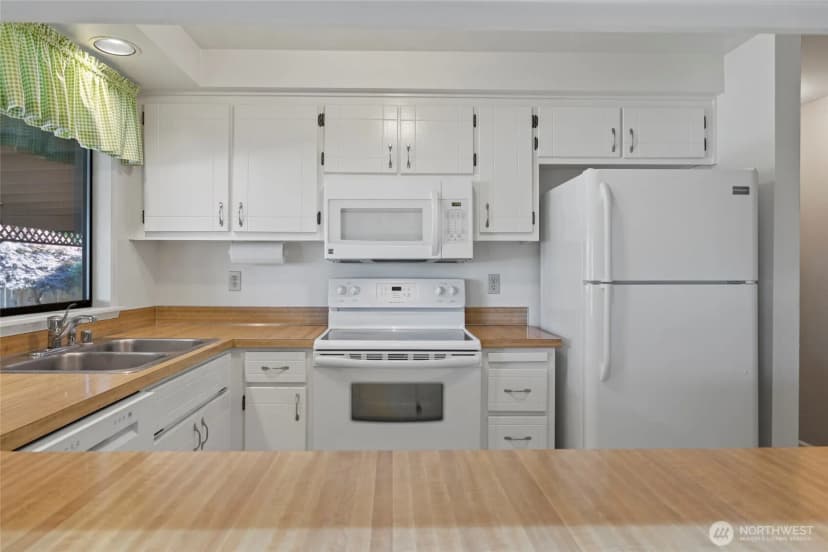 Property photo for 318 N 18th Place, Mount Vernon photo 12