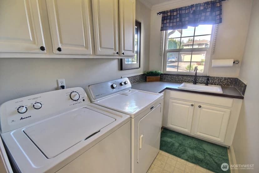 Property photo for 4018 52nd Street Ne, Federal Way photo 15