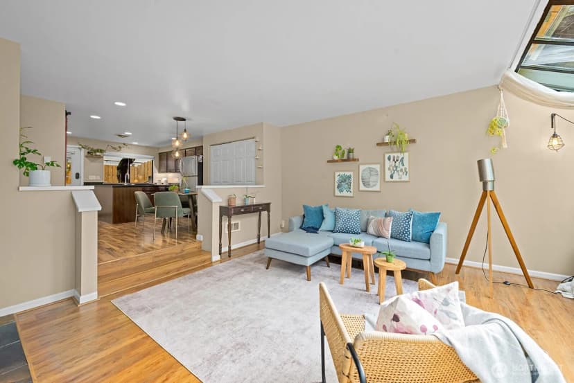 Property photo for 5932 Fauntleroy Way Sw #4, Seattle photo 6