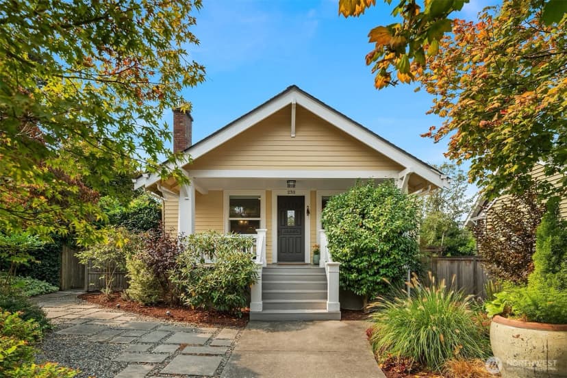 Property photo for 2311 45th Avenue Sw, Seattle photo 2