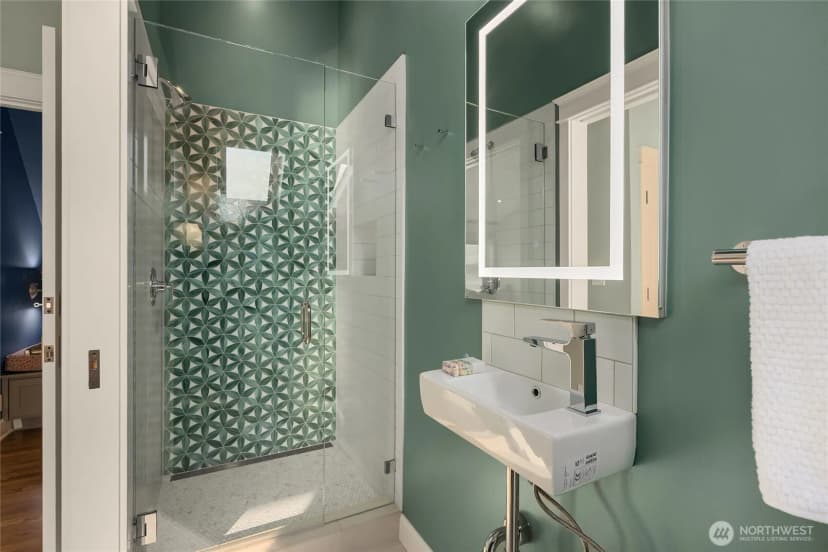 Property photo for 9779 Ne South Beach Drive, Bainbridge Island photo 26