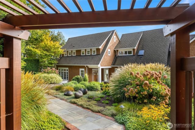 Property photo for 9779 Ne South Beach Drive, Bainbridge Island photo 2