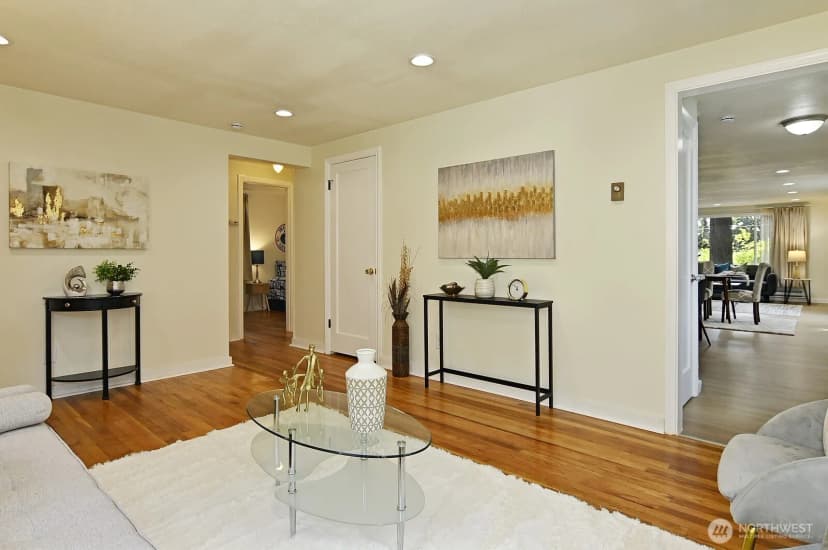 Property photo for 14330 24th Place Ne, Seattle photo 8
