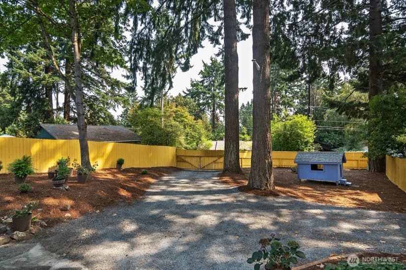Property photo for 14330 24th Place Ne, Seattle photo 26