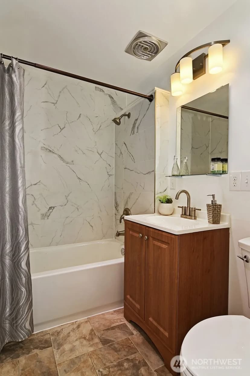 Property photo for 14330 24th Place Ne, Seattle photo 20