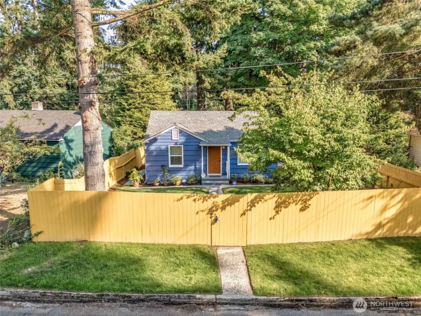 Property photo for 14330 24th Place Ne, Seattle